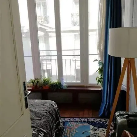 Lägenhet Haussmannian In Paris