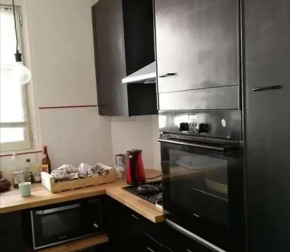 Haussmannian In Lägenhet *